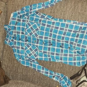 Long sleeve, blue flannel, large shirt